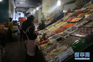 盧布貶值沖擊遠(yuǎn)東華商 鞋帽零售生意受挫，回家還是觀望成艱難抉擇